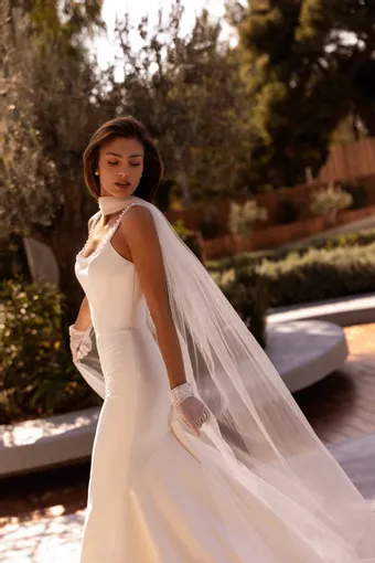 Demetrios #1519 #2 frontface vertical cropped thumbnail