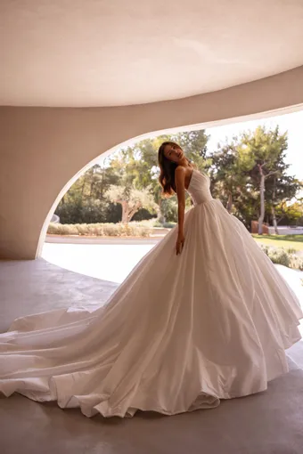 Demetrios #1523 #2 default backface vertical thumbnail