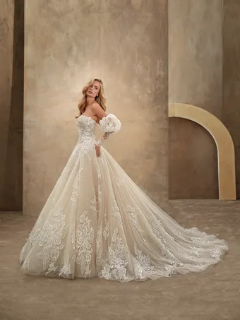 Demetrios Style: 1539 #1 frontface vertical thumbnail