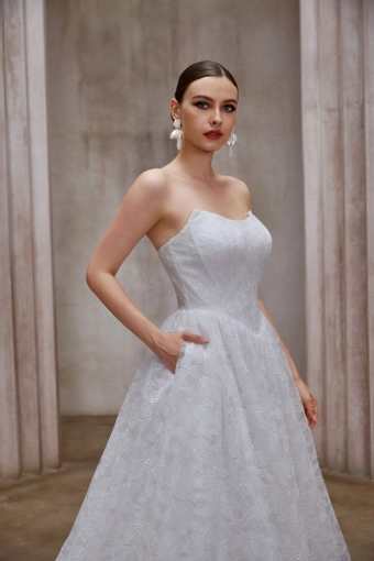 Jadore Evening JA10011 #3 frontface vertical cropped thumbnail