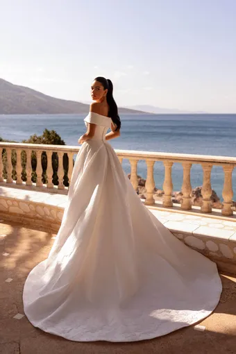 Demetrios Cosmobella Style: 8245 #1 default backface vertical thumbnail