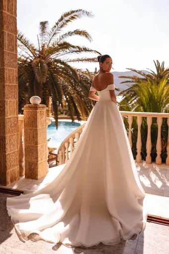 Demetrios Cosmobella Style: 8248 #1 default backface vertical thumbnail