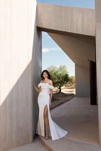 Demetrios Oreasposa Style #L1151 #0 default frontface vertical thumbnail