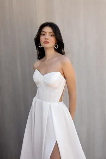 Demetrios Oreasposa Style #L1154 #2 frontface vertical cropped thumbnail