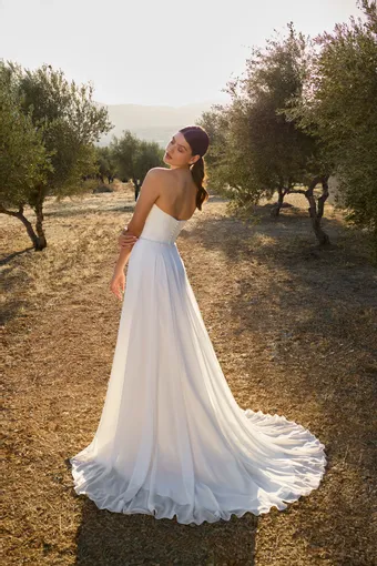 Demetrios Oreasposa Style #L1159 #2 default backface vertical thumbnail