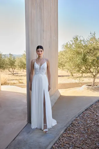 Demetrios Oreasposa Style #L1160 #0 default frontface vertical thumbnail