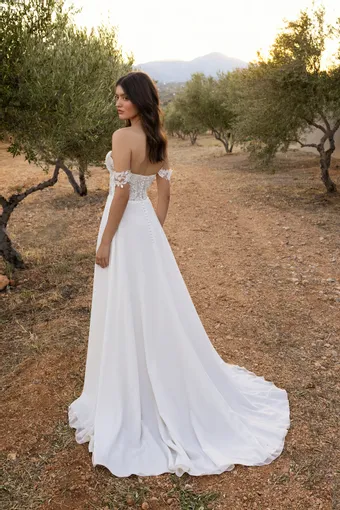 Demetrios Oreasposa Style #L1161 #1 default backface vertical thumbnail