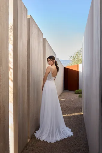 Demetrios Oreasposa Style #L1162 #2 default backface vertical thumbnail