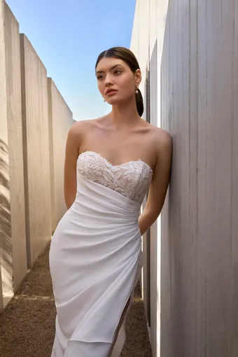 Demetrios Oreasposa Style #L1171 #2 frontface vertical cropped thumbnail