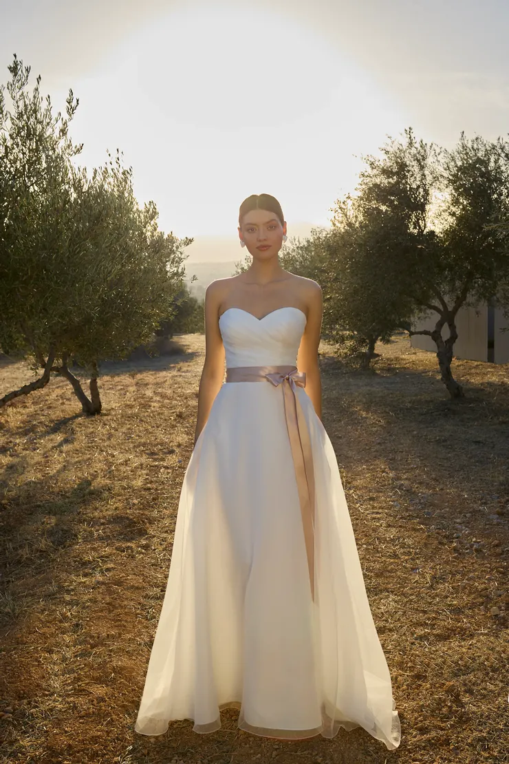 Demetrios Oreasposa Style #L1172 Default Thumbnail Image