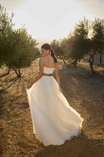 Demetrios Oreasposa Style #L1172 #3 default backface vertical thumbnail