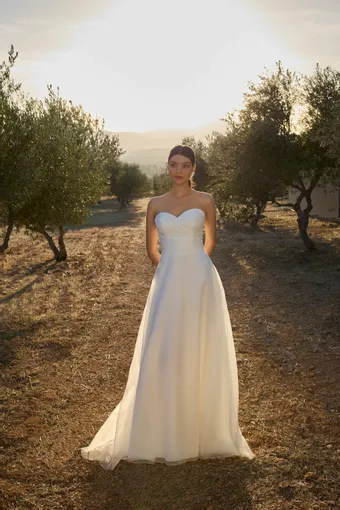 Demetrios Oreasposa Style #L1172 #2 frontface vertical thumbnail