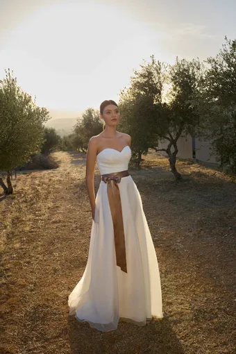 Demetrios Oreasposa Style #L1172 #1 frontface vertical thumbnail