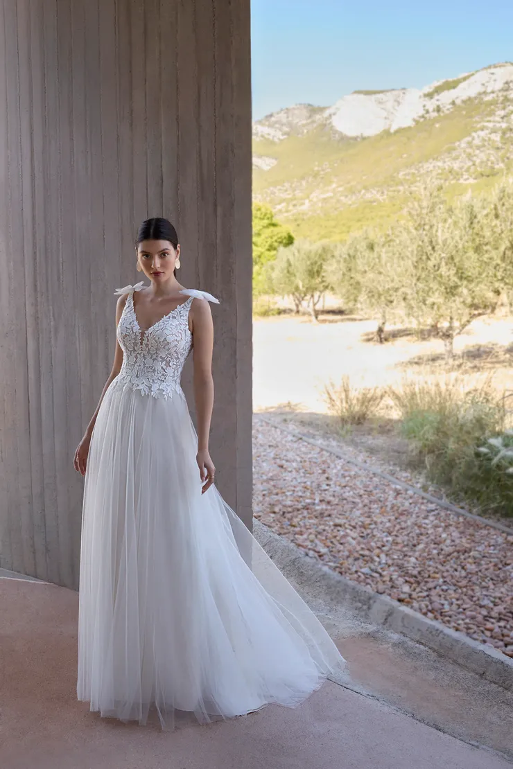 Demetrios Oreasposa Style #L1178 Default Thumbnail Image