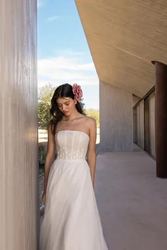 Demetrios Oreasposa Style #L1182 #2 frontface vertical cropped thumbnail