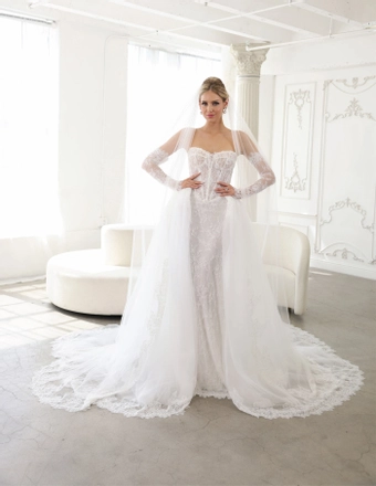 Estee Couture Style #London #3 frontface vertical thumbnail