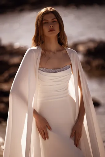 Demetrios Destination Romance Style #DR416 #2 frontface vertical cropped thumbnail