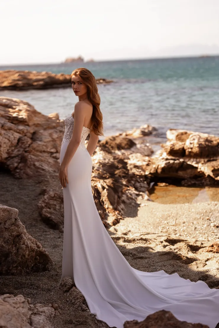 Demetrios DR418