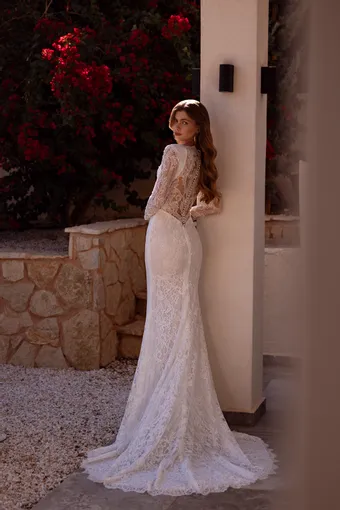 Demetrios Destination Romance Style #DR428 #1 default backface vertical thumbnail