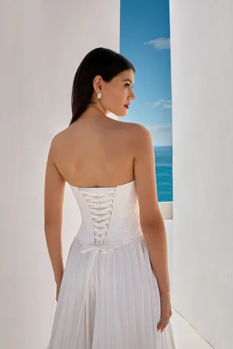 Demetrios By You T253 + PA108 #4 backface vertical cropped thumbnail