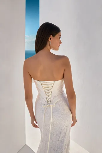 Demetrios By You T257 + SK39 #3 backface vertical cropped thumbnail