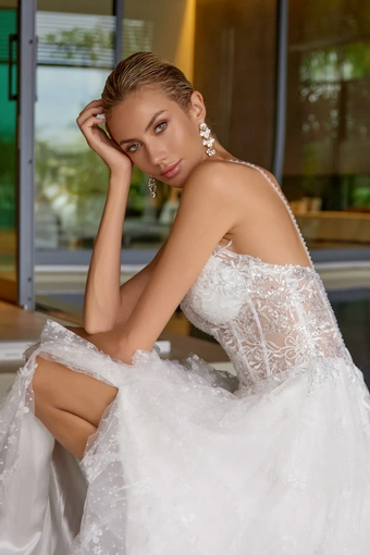 Juliet Style #2464AW #12 vertical cropped thumbnail