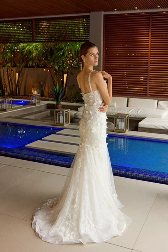 Juliet Style #2475UW #3 backface vertical thumbnail