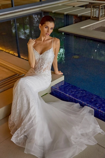 Juliet Style #2481UW #2 frontface vertical thumbnail