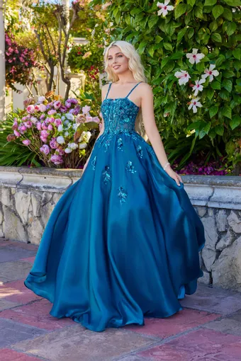 Juliet Dresses 2617U #7 frontface vertical thumbnail