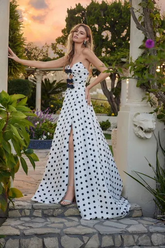 Juliet Dresses 2740S #1 frontface vertical thumbnail