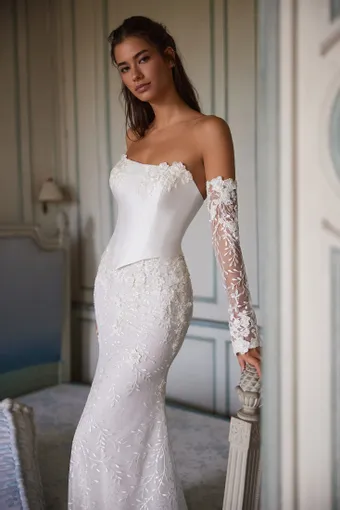 Annabella Collection #3 frontface vertical cropped thumbnail