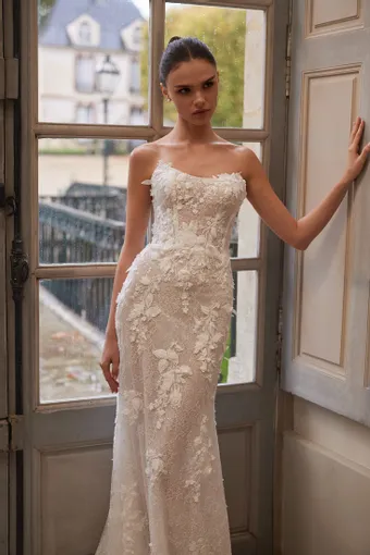 Annabella Collection #3 frontface vertical cropped thumbnail