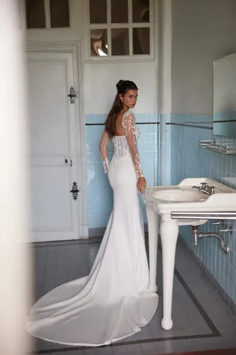 Annabella Collection #1 default backface vertical thumbnail