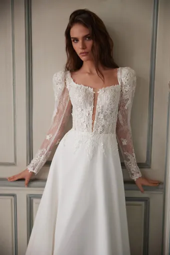 Annabella Collection #4 frontface vertical cropped thumbnail