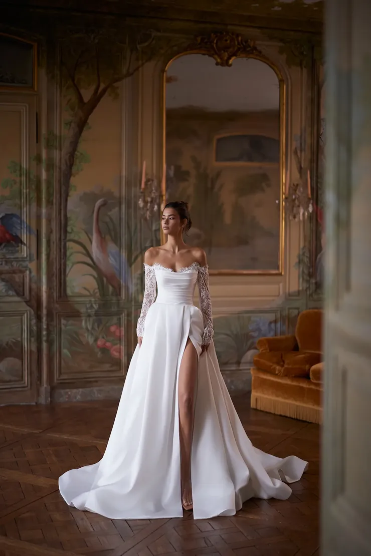 Aria Bride Capella Default Thumbnail Image