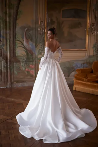 Annabella Collection #1 default backface vertical thumbnail