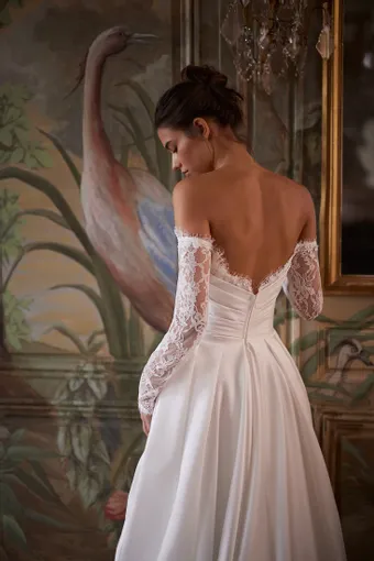 Annabella Collection #3 backface vertical cropped thumbnail