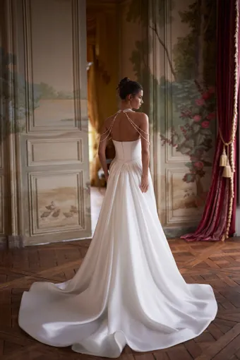 Aria Bride Style #550 #4 default backface vertical thumbnail