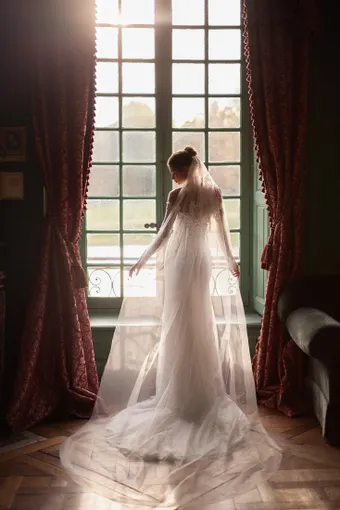 Aria Bride Style #551 #1 backface vertical thumbnail