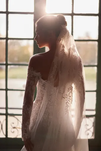 Aria Bride Style #551 #4 backface vertical cropped thumbnail