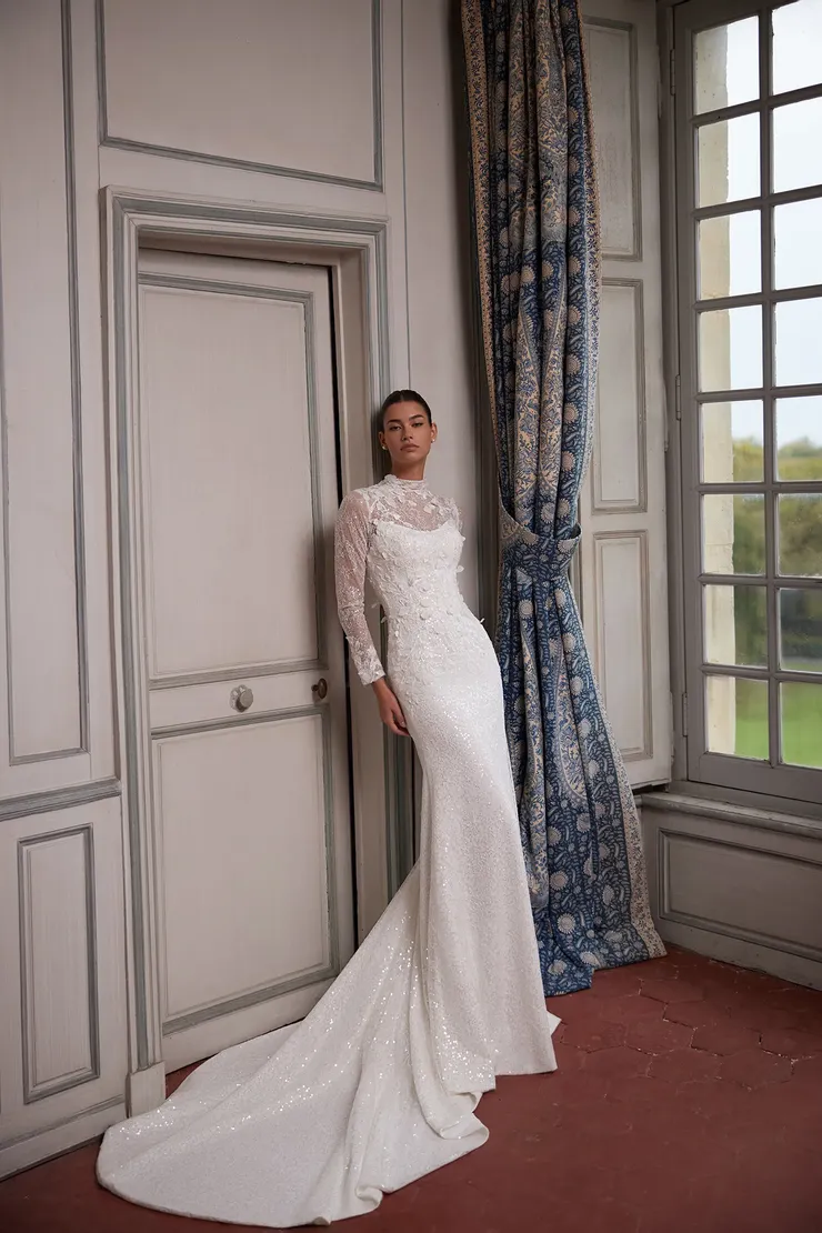 Aria Bride Style #552 Default Thumbnail Image