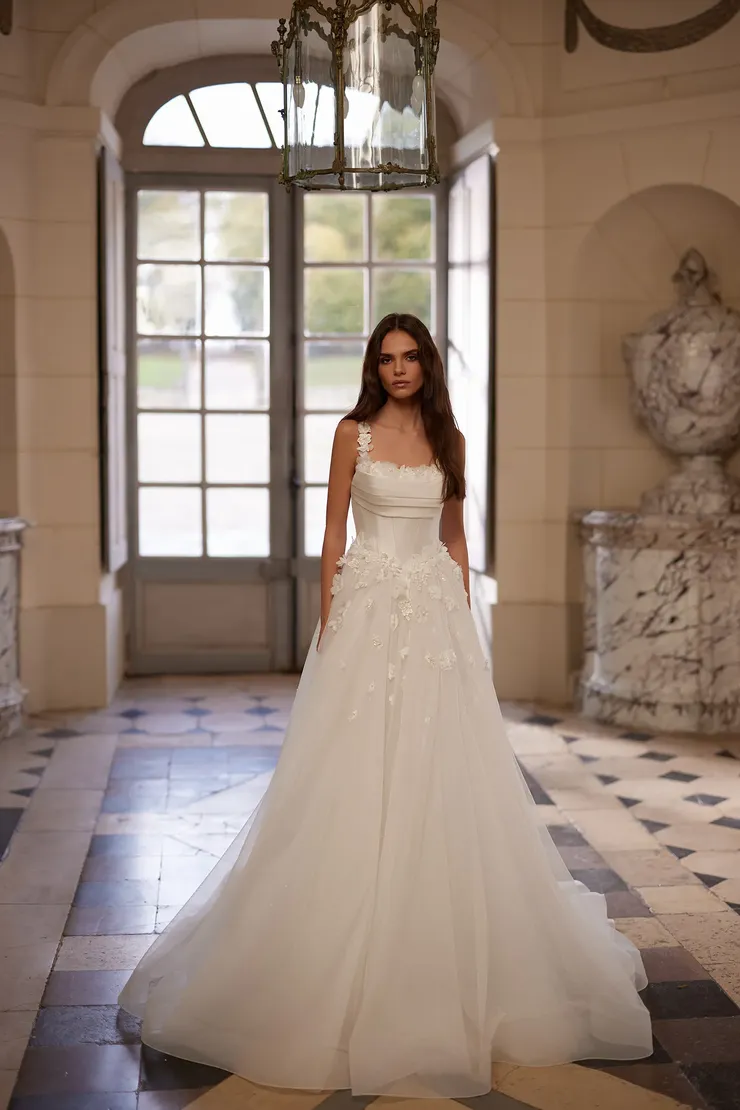 Aria Bride Style #554 Default Thumbnail Image