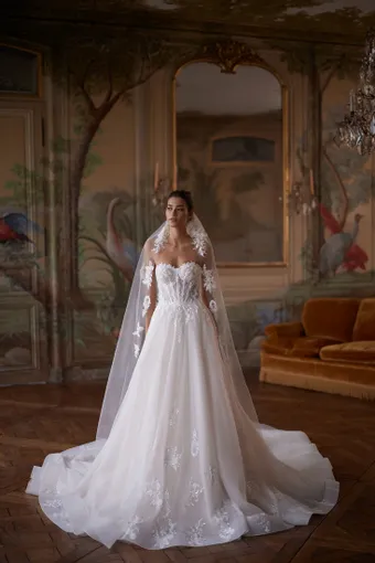 Aria Bride Style #555 #1 frontface vertical thumbnail