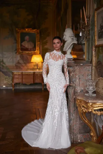 Aria Bride Style #557 #1 frontface vertical thumbnail