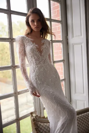 Aria Bride Style #561 #5 frontface vertical cropped thumbnail