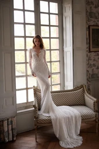 Aria Bride Style #561 #1 frontface vertical thumbnail