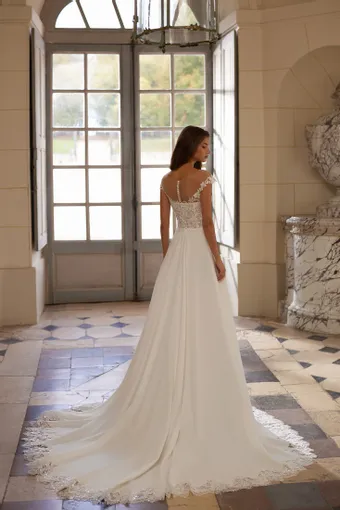 Aria Bride Brunella #1 default backface vertical thumbnail