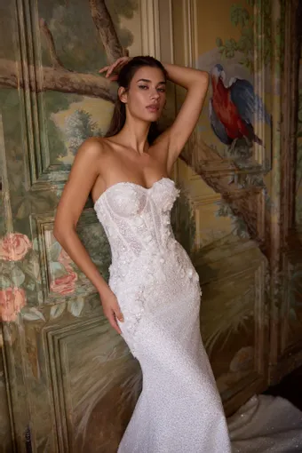 Aria Bride Style #566 #3 frontface vertical cropped thumbnail