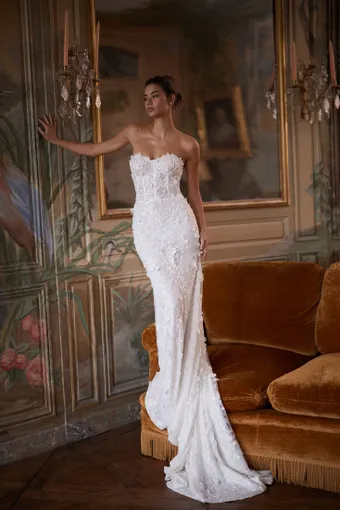 Annabella Collection #3 frontface vertical thumbnail