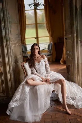 Annabella Collection #1 frontface vertical thumbnail